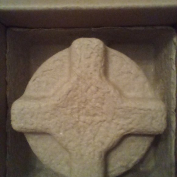 NEW IN BOX EVENING JASMINE CANDLE BY SUMMER & ROSE - Picture 3 of 3